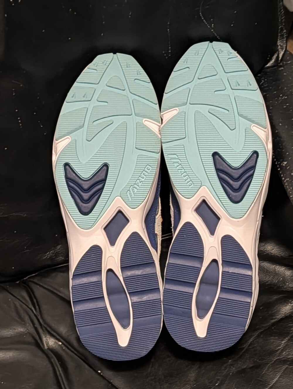 Mizuno Wave Rider 1 OG - Picture 3 of 4